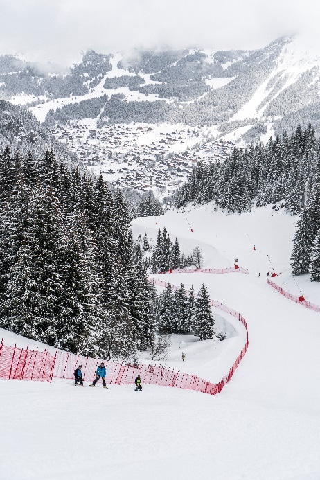 Photo - 30/01/23 - 03/02/23 | Coupe d'Europe de Ski Alpin - Dames Chatel piste descente