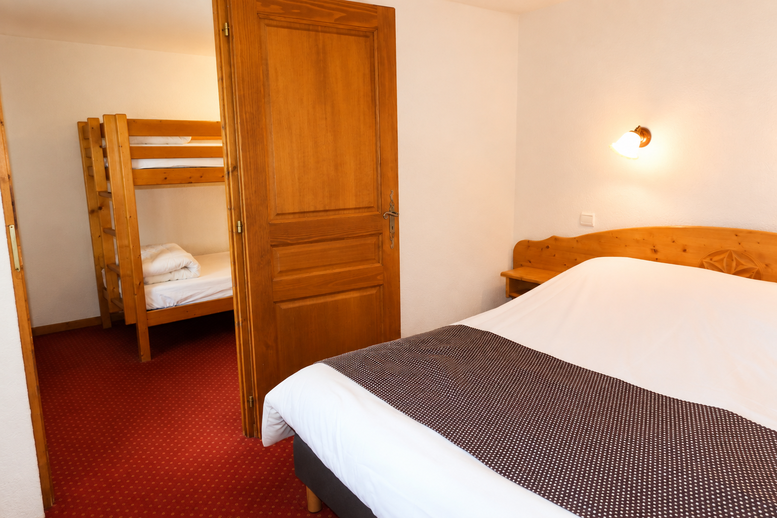 Photo – Rooms, room 209